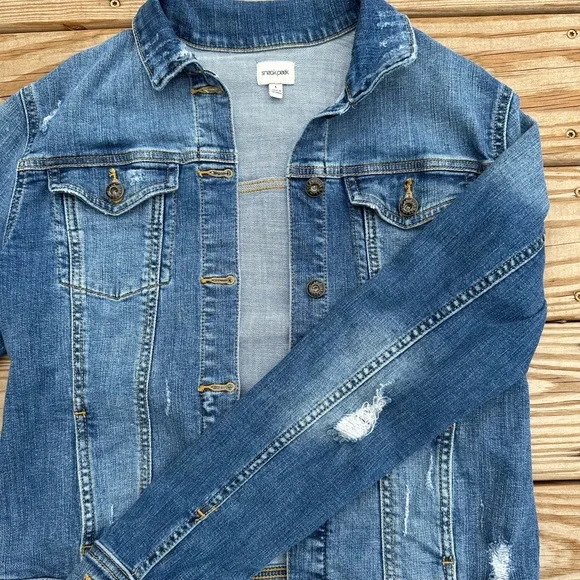 Sneak Peek blue denim jacket, size large, fits like a medium - Picture 3 of 7